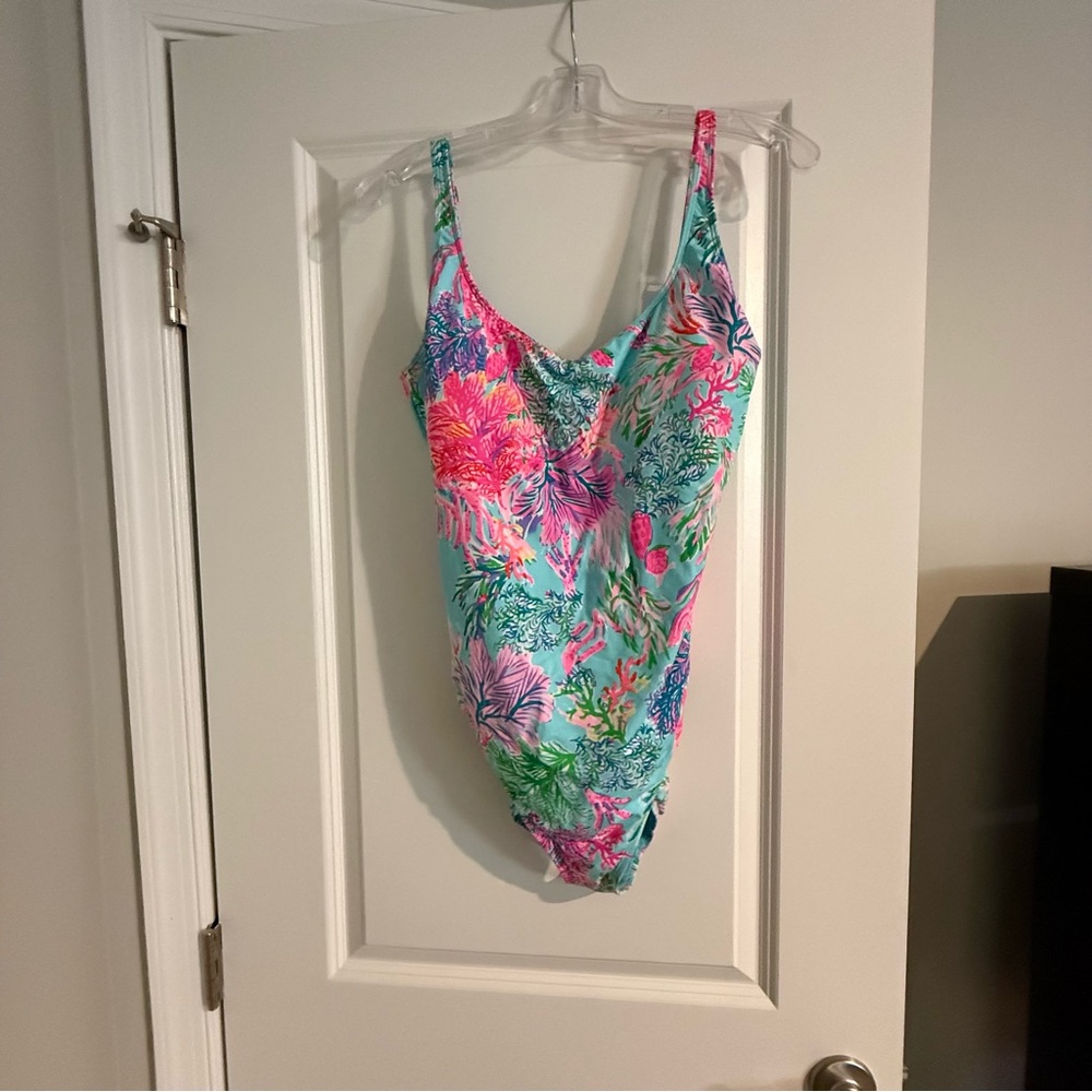 Lilly Pulitzer NWT Size 16 Scoop Neck One Piece Swim Suit